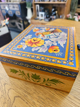 Load image into Gallery viewer, Hand painted jewellery box
